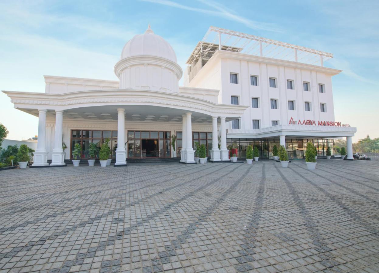 Aarya Mansion Vaccinated Staff Hotel Hassan Buitenkant foto
